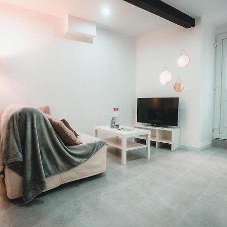 Appartement Neuf Et Moderne Dans Le Centre Ville バニョル・シュル・セズ エクステリア 写真