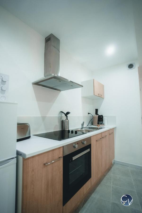 Appartement Neuf Et Moderne Dans Le Centre Ville バニョル・シュル・セズ エクステリア 写真